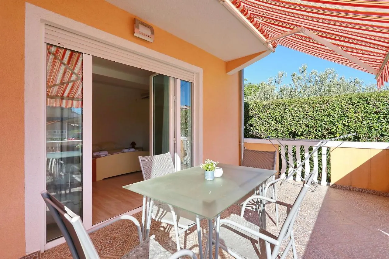 Apartmani My Place Biograd Weißenburg Kroatien